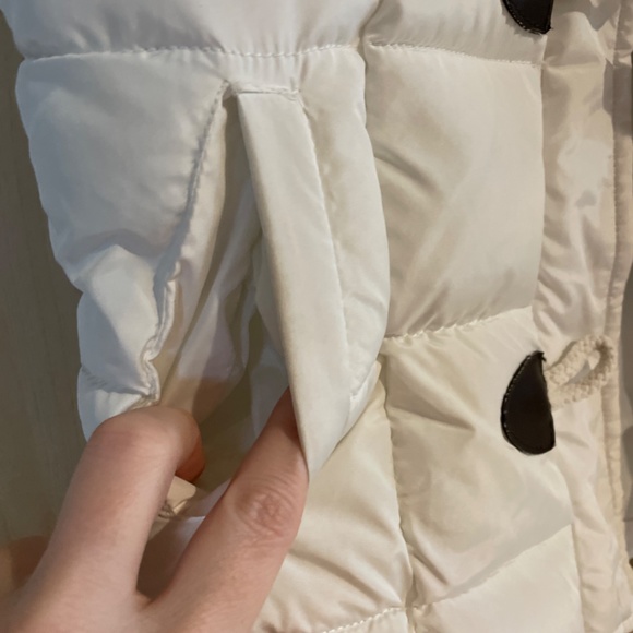 Women XS Winter Puffer Vest Zip Front Toggle Buttons Pockets Layering - Picture 4 of 5